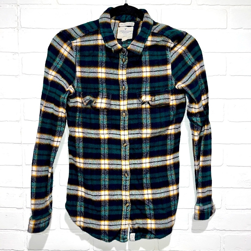 American Eagle Outfitters Slim Fit Flannel